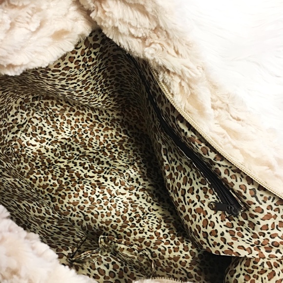 Super soft handbag - Picture 3 of 3